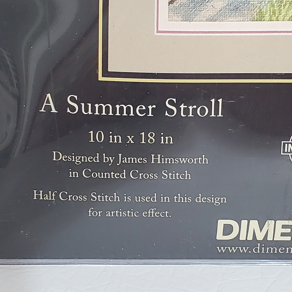 Dimensions Gold Collection 'A Summer Stroll' Cross Stitch Kit - Picture 3 of 7